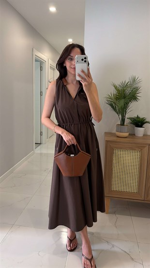 Ditra Kahve Deri Yaka Beli Büzgülü Elbise