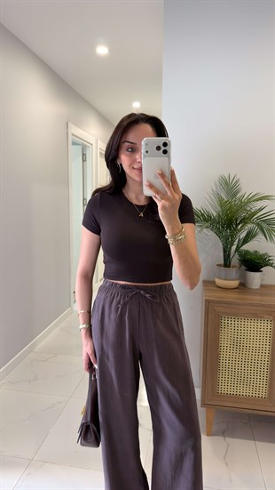 Dlvin Diol Koyu Kahve Modal Crop Tişört