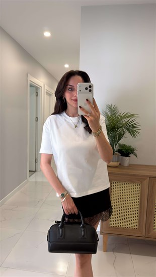 Dlvin Giola Ekru Dekoratif Dikişli Bisiklet Yaka Tişört