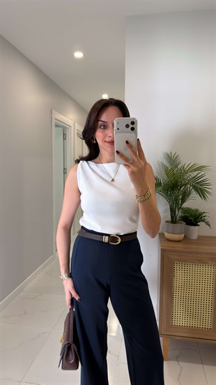 Dlvin Peris Beyaz Kayık Yaka Drapeli Bluz