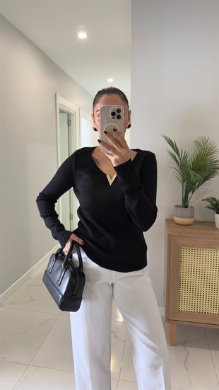 Dunsa Siyah V Gold Toka Detaylı Triko