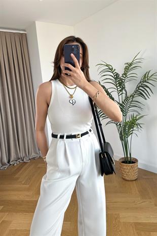 ZR Beyaz Nakış Detaylı Atlet