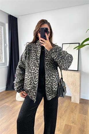 Bonale Leopar Desenli Dolgulu Kapitone Ceket