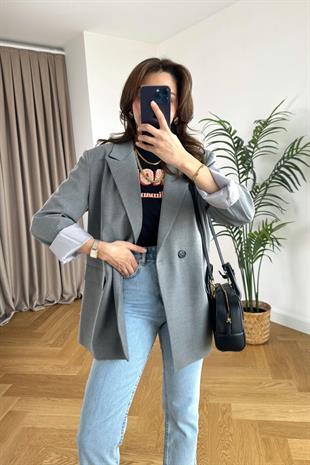 Olessa ZR Gri Çift Düğme Detaylı Premium Blazer