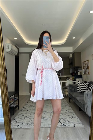 Mng Kuşaklı Beyaz Elbise