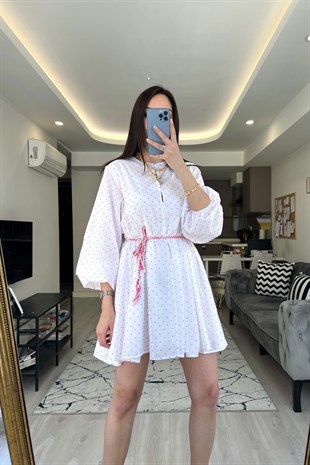 Mng Kuşaklı Beyaz Elbise