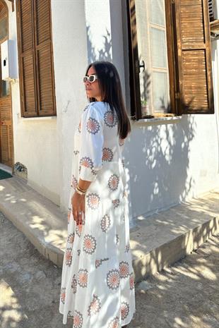 Princess Beyaz V Yaka Geometrik Detaylı Elbise