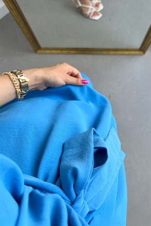 Saks Mavi Bel Detaylı Elbise