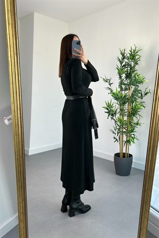 Dress Siyah Dik Yaka Çan Elbise