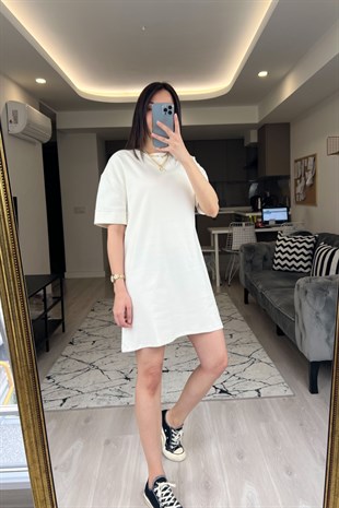 ZR Beyaz Kısa Kollu Elbise