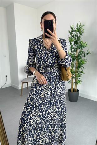 ZR Lacivert Ekru Düğme Detaylı Kuşaklı Maxi Boy Elbise