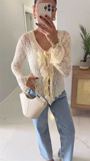 Ellis Ekru Fırfırlı Bluz