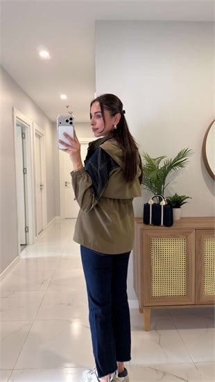 Esinra Haki Denim Detaylı Kapüşonlu Ceket