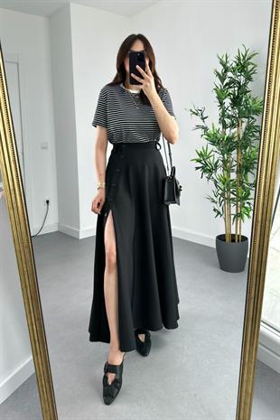 Siyah Düğme Detaylı Maxi Boy Etek