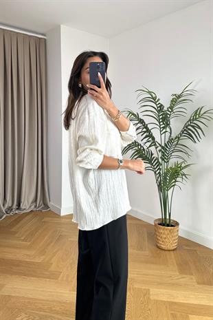 Taş Rengi Kendinden Dokulu Cep Detaylı Gömlek