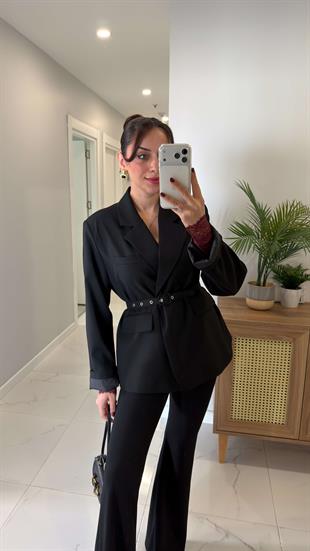 Farrah Siyah Kemerli Blazer Ceket