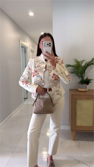 Florse Bej Nakışlı Ceket
