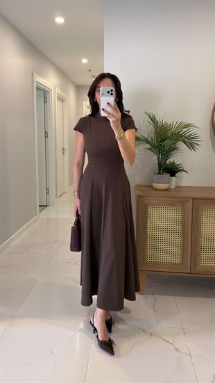 Fonise Kahve Ay Kol Detaylı Elbise