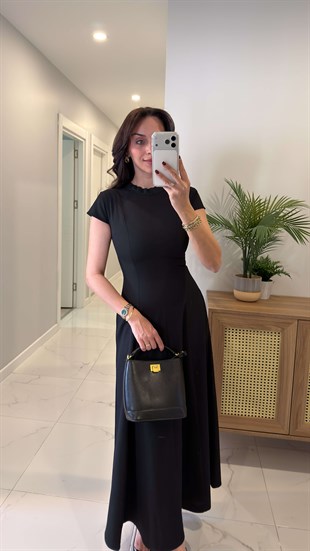 Fonise Siyah Ay Kol Detaylı Elbise