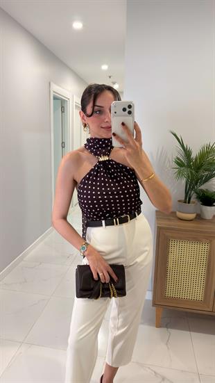 Furiy Bordo Boyun Detaylı Puantiyeli Bluz