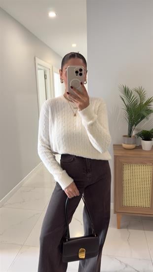 Gensi Krem Saç Örgülü Triko