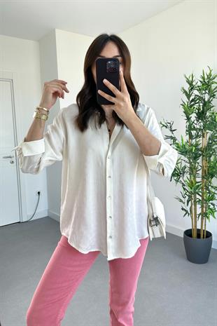 Ekru Kendinden Dokulu Çiçek Desenli Gömlek