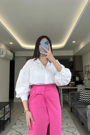 Fırfırlı Yaka Dantel Detaylı Gömlek