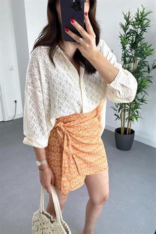 Kırık Beyaz Ajurlu Gömlek