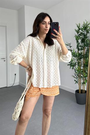 Kırık Beyaz Ajurlu Gömlek