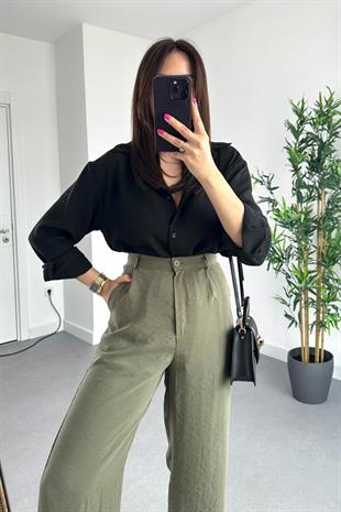 MD Siyah Keten Dökümlü Gömlek