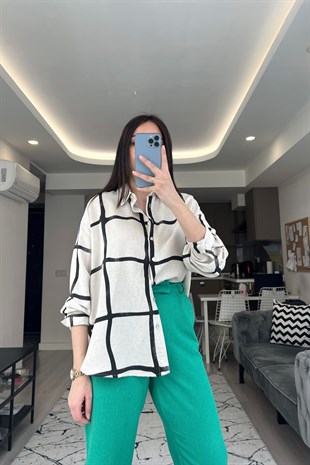 Siyah Çizgili Keten Gömlek