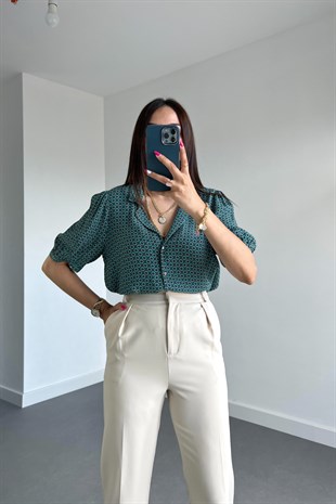 Yeşil Desenli Gömlek