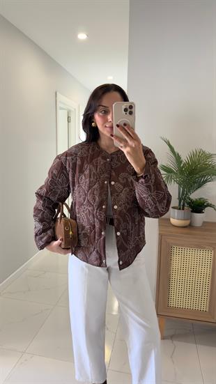 Gorwe Kahve İşlemeli Mont