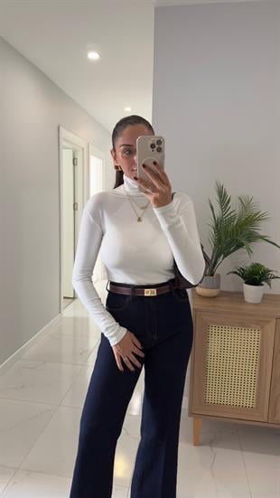 Gunwi Açık Ekru Boğazlı Uzun Kol Bluz