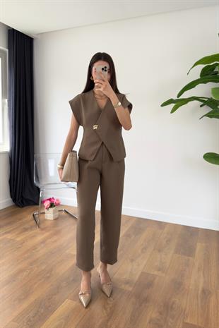 Helina Vizon Gold Düğmeli Yelek Pantolon Takım