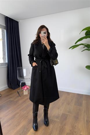 Helna Siyah Kuşak Detaylı Kaban