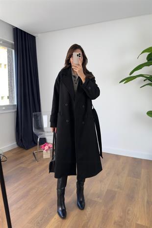Helna Siyah Kuşak Detaylı Kaban