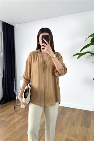 Hensi Camel Çizgili V Yaka Gömlek