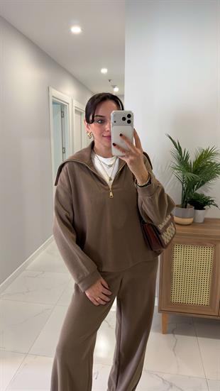 Heros Camel Fermuar Detaylı Triko Takım