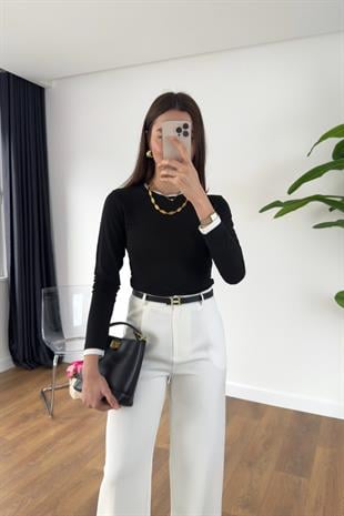 Hesina Siyah Bisiklet Yaka Biyeli Bluz/Body