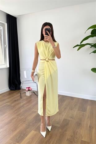 Hilla Sarı Pencere Toka Detaylı Elbise