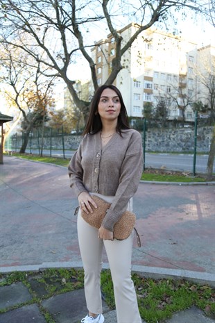 Vizon Üç Düğmeli Hırka