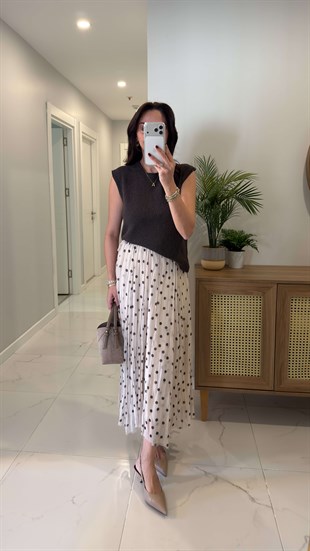 Jaste Bej Astarlı Puantiyeli Etek