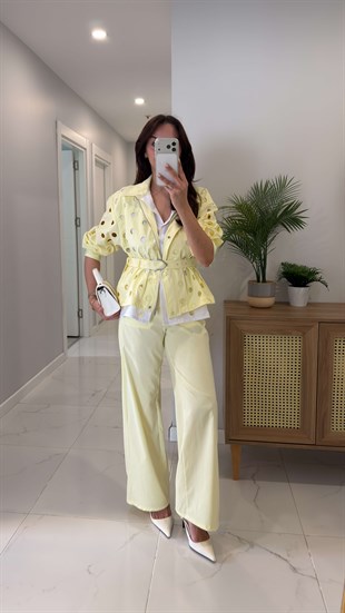 Jerya Sarı Kuş Gözü Detaylı Kemerli Poplin Takım