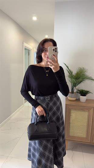 Jolly Siyah Omzu Düşük Bluz