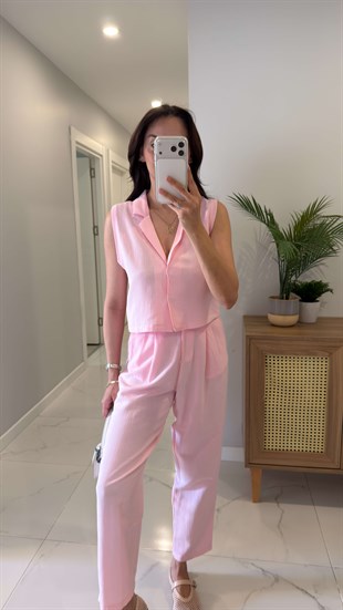 Joylie Pembe Çıtçıt Düğme Detaylı Keten Takım