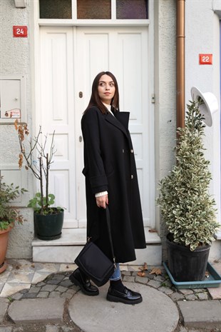Siyah Kuşaklı Premium Kaban