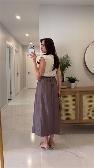 Katrin Taş Vatkalı Kemer Detaylı Astarlı Elbise