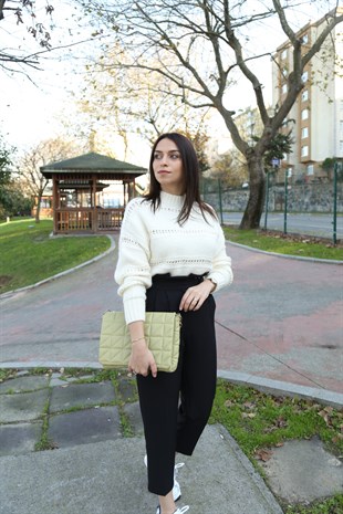 Brshk Ekru Ajurlu Kazak