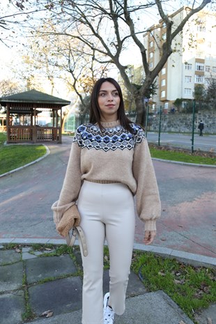 Str Etnik Desenli Kahve Kazak